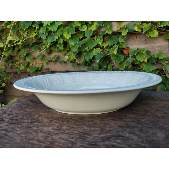 Wedgwood Wellesley Montreal Pattern No. 9346 Oval Serving Bowl - Picture 2 of 3